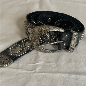Sand Castle women’s Black Leather Belt with Silver Buckle medium/large EXCELLENT